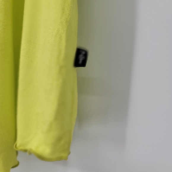 Terez Tank Top Size Large Lightweight Athletic Bright Yellow Cropped Workout Top - Picture 11 of 13